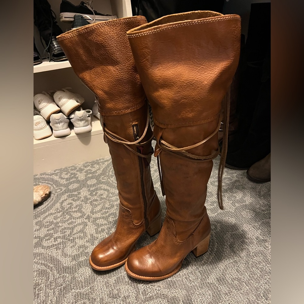Freebird Brock tan size 7